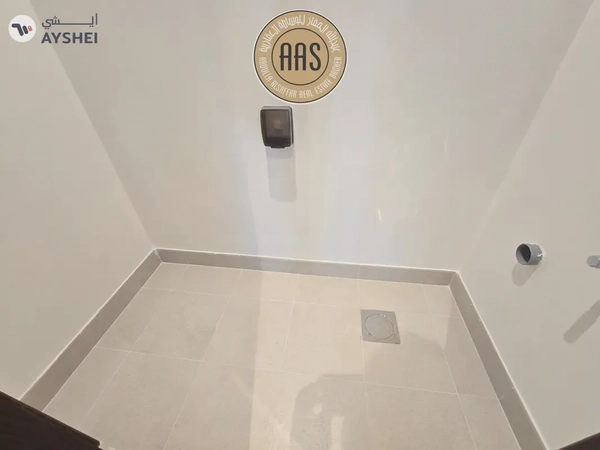 Huge size 1bhk 2baths in 95k balcony wardrobes 1parking free