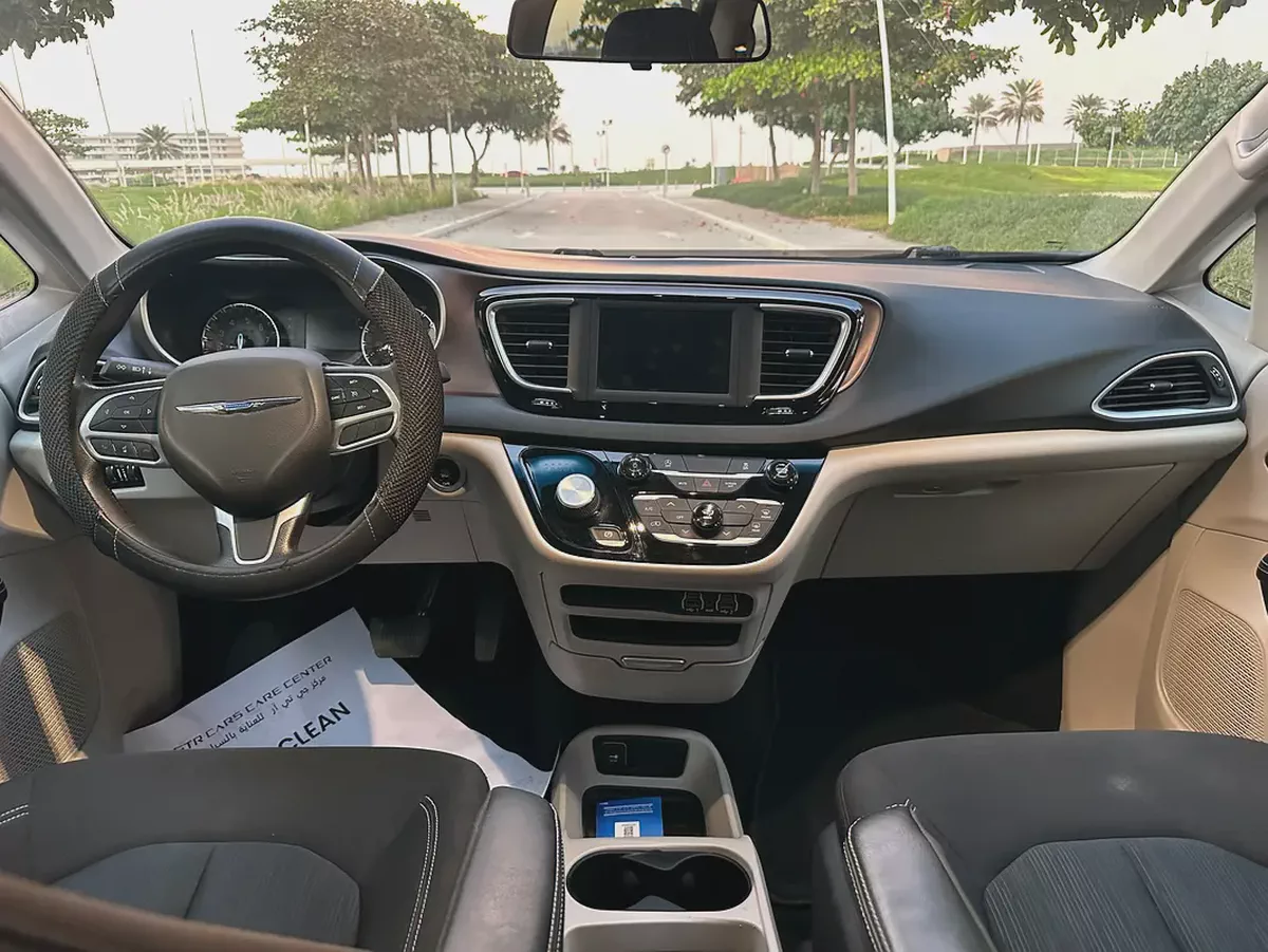 Chrysler voyages 2021-10-10