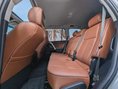 TOYOTA PRADO 2016 VXR FULL OPTION V4 2.7L GCC IN EXCELLENT CONDITION-8