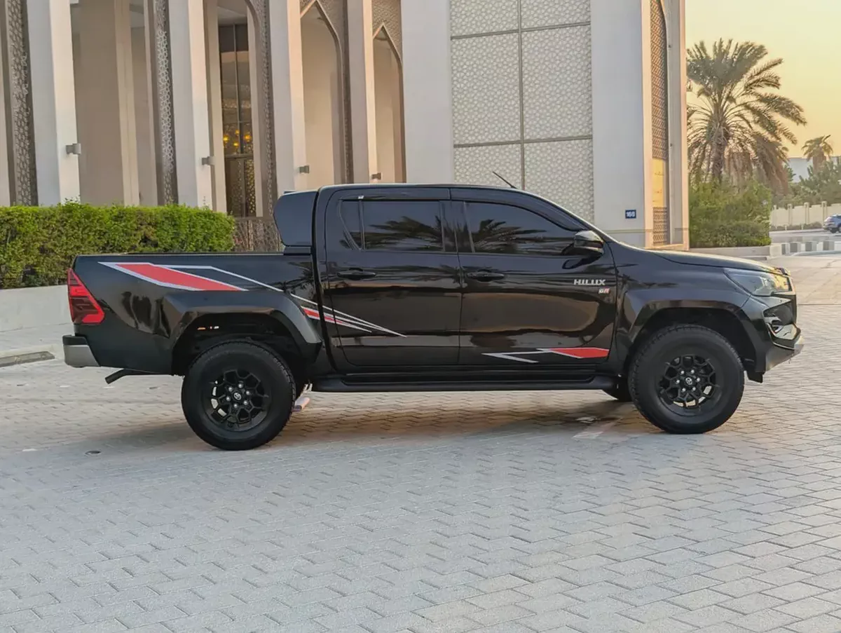 Toyota Hilux 2021 Facelifted 2026 GR Sport | GCC Specs | Low Mileage | Excellent Condition-13-13