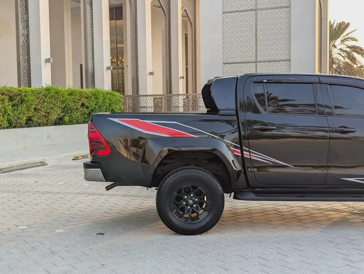 Toyota Hilux 2021 Facelifted 2026 GR Sport | GCC Specs | Low Mileage | Excellent Condition-14-14