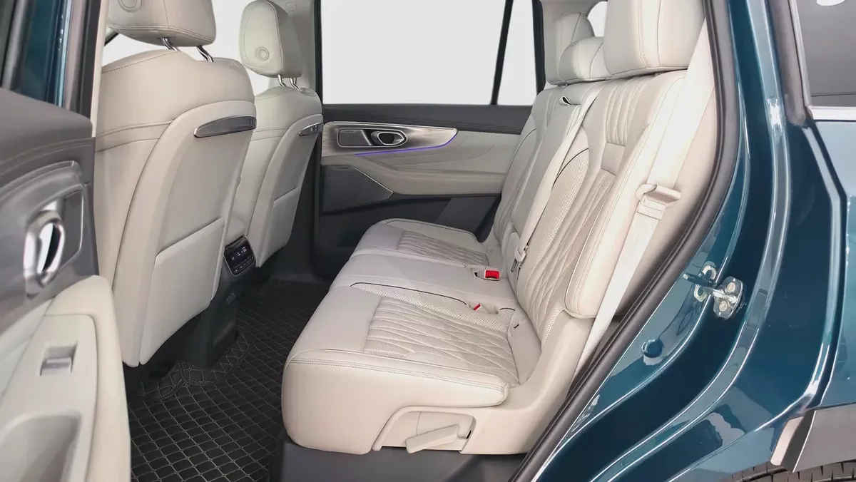 0% DP | AED 1,133 / Month | GAC | GS8 GX 2.0T 4WD | 2023 | Gargash Warranty | Service History-15-15
