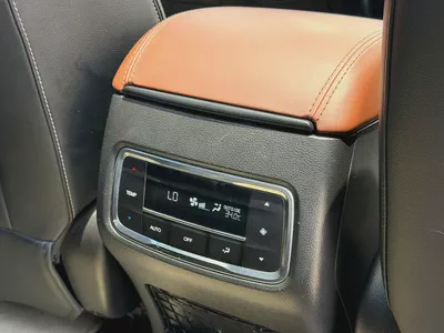 Original Paint | 2021 GAC GS8 320T i-4WD Turbo GCC Specs-17