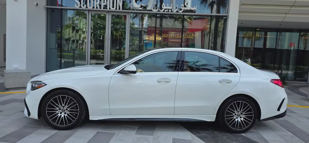 2025 Mercedes-Benz C-Class C300-Excellent Condition-Bank Finance Available-3-3