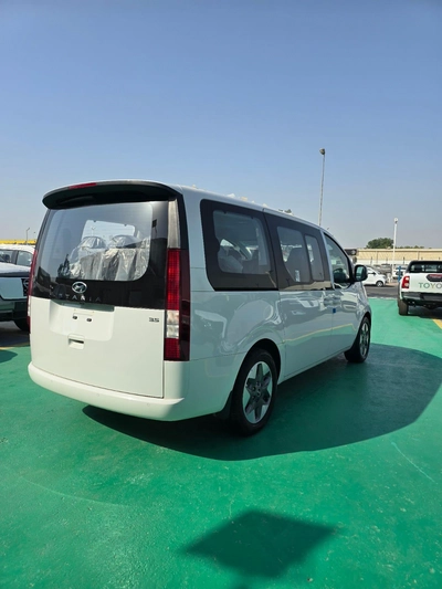2026 Hyundai H-1 Starex White | Spacious Family-11