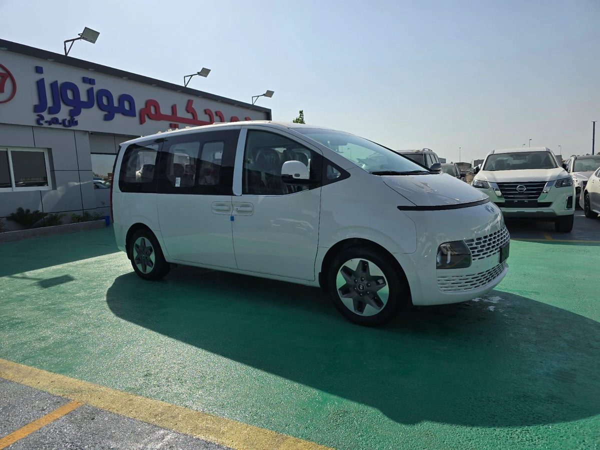 2026 Hyundai H-1 Starex White | Spacious Family-6-6