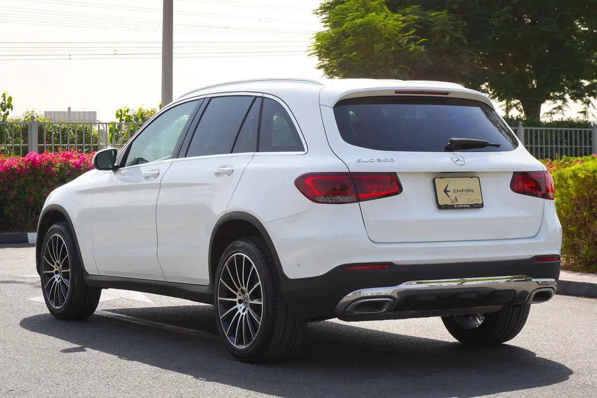 1,508 AED Monthly II Mercedes GLC300 II 0% Down Payment II Still Under Warranty to 2027-10-10