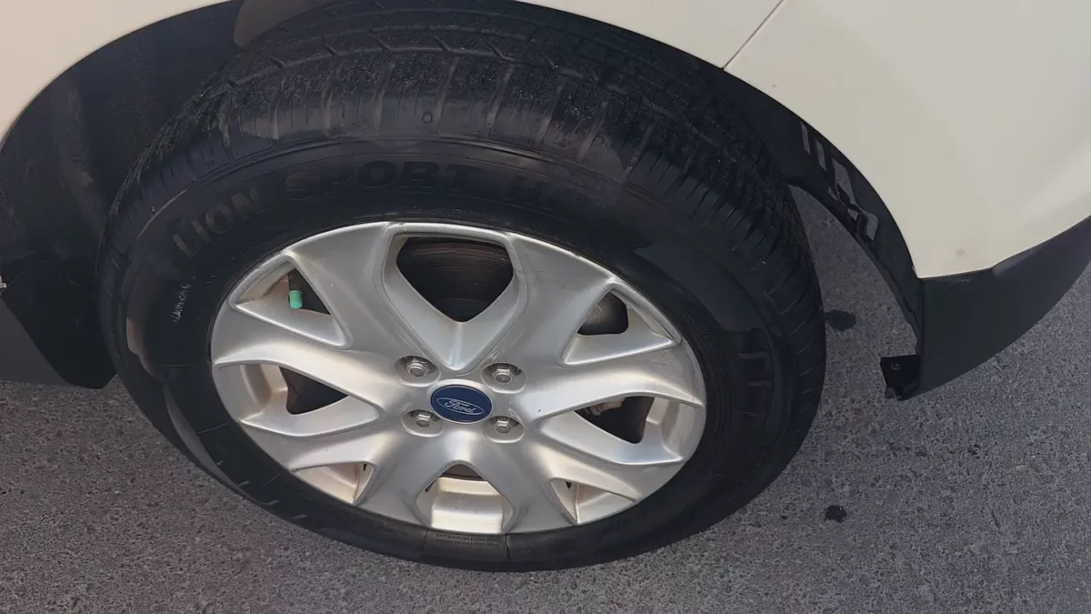 Ford Ecosport 2015 GCC Specs - Well Maintained Compact SUV-19-19