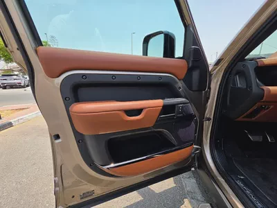 Land Rover Defender 110 Octa P635 2025 European Specs-8