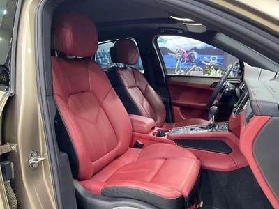 Porsche Macan GTS Porsche Macan 2017-14