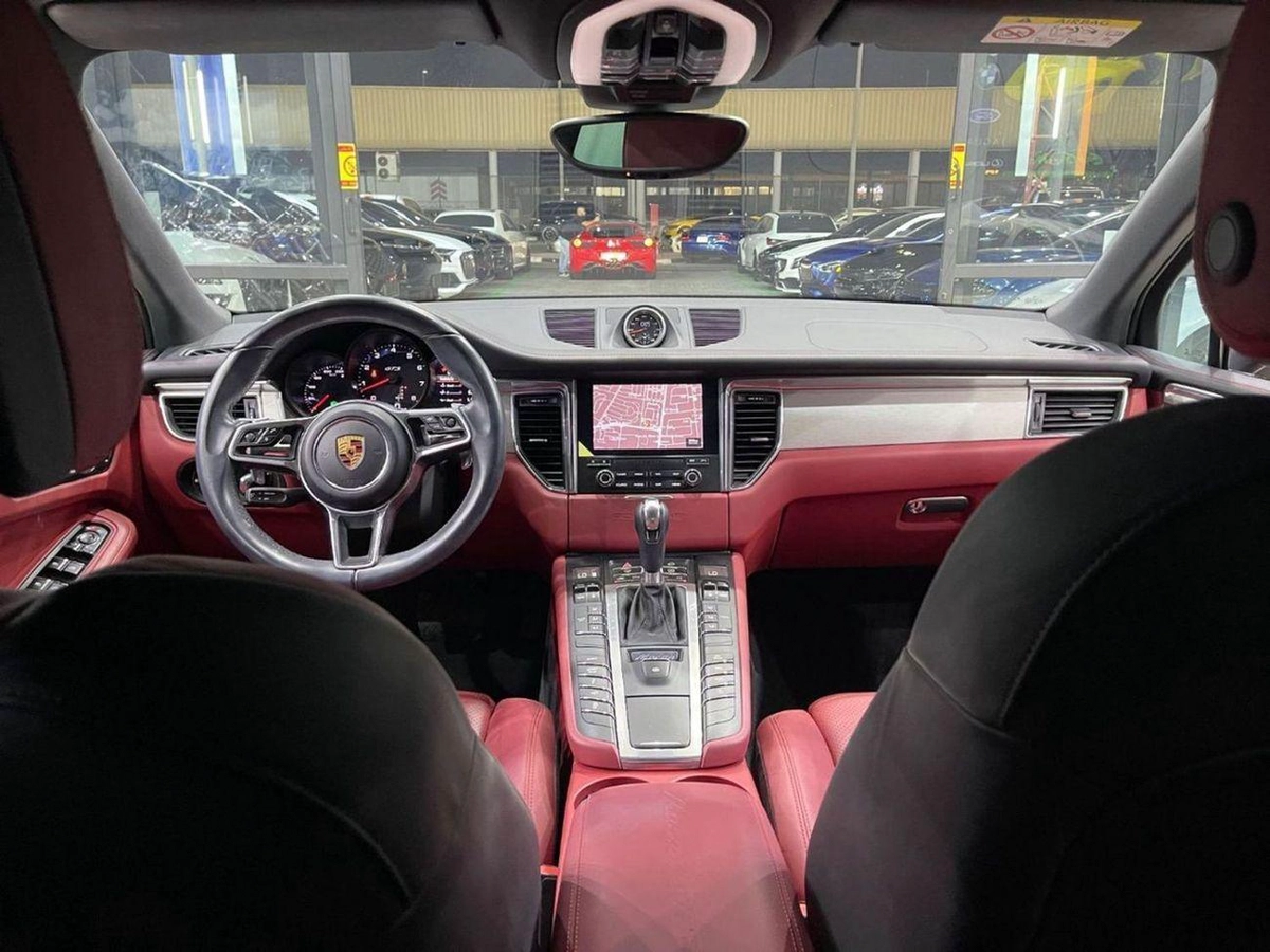 Porsche Macan GTS Porsche Macan 2017-13-0
