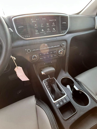 Kia Sportage 2021 Kia Sportage 2.4L V4 - MiOption + Leather & Electric Seats - Apple/Android Play - Rear CAM - Ri-18