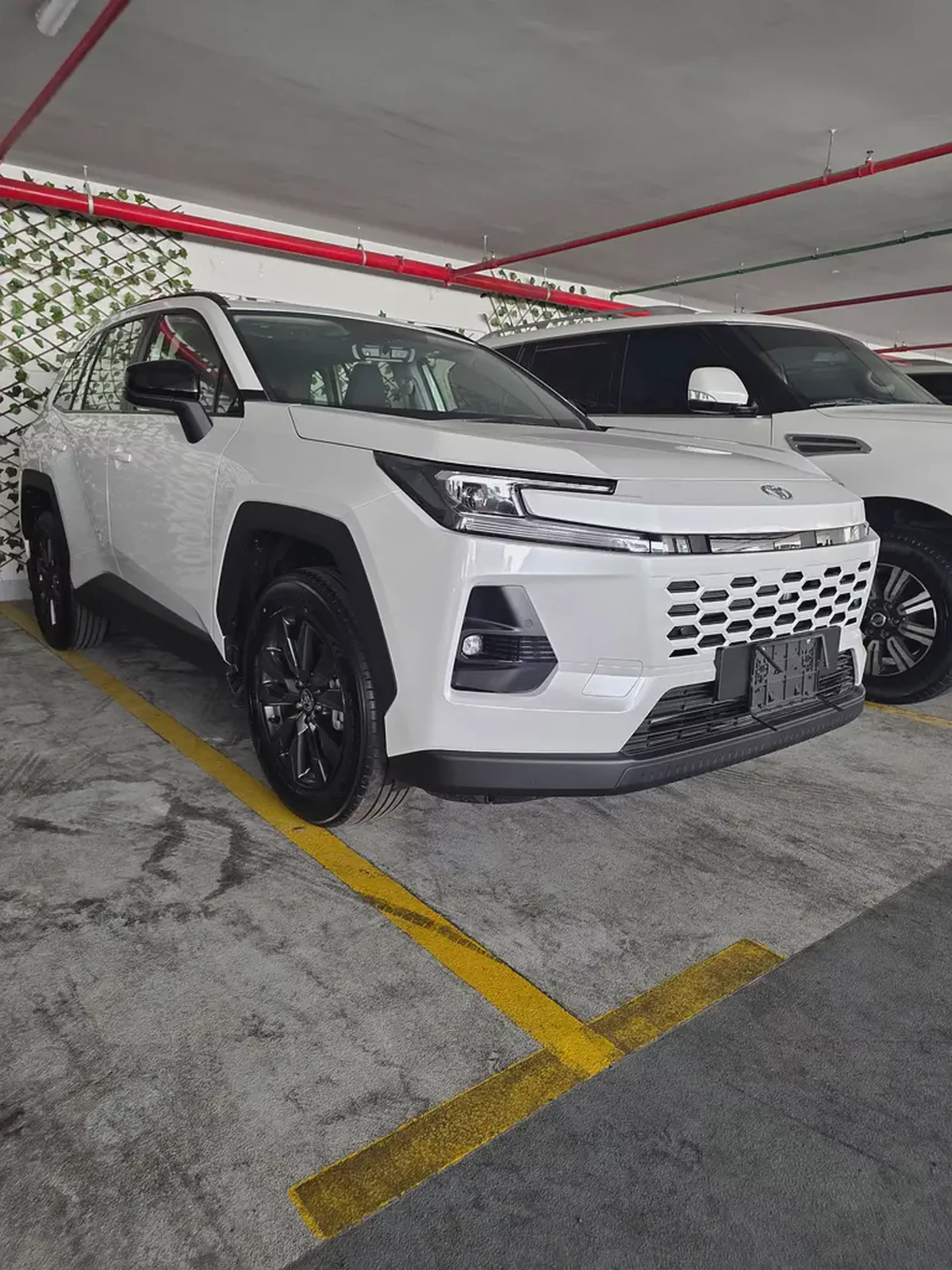 Toyota RAV4 GXR 2026 GCC Specs Inhouse finance pay 49k remaining easy emi-6-6