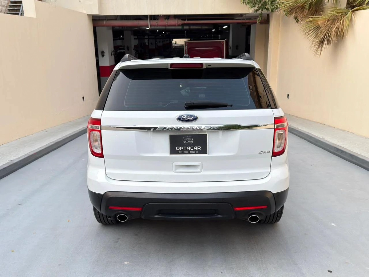 Gulf Specs 2013 FORD EXPLORER XLT 3.5Litre V6 4WD (AL-Tayer Maintained)-1-1