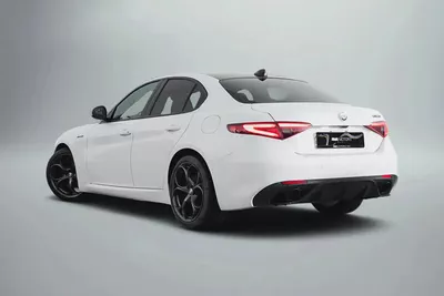 1,992 / 60 month’s | 0% DP | 2022 Alfa Romeo Giulia / Full-Service History-1