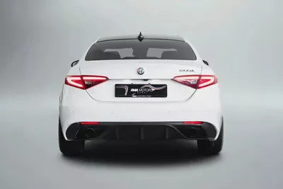 1,992 / 60 month’s | 0% DP | 2022 Alfa Romeo Giulia / Full-Service History-3
