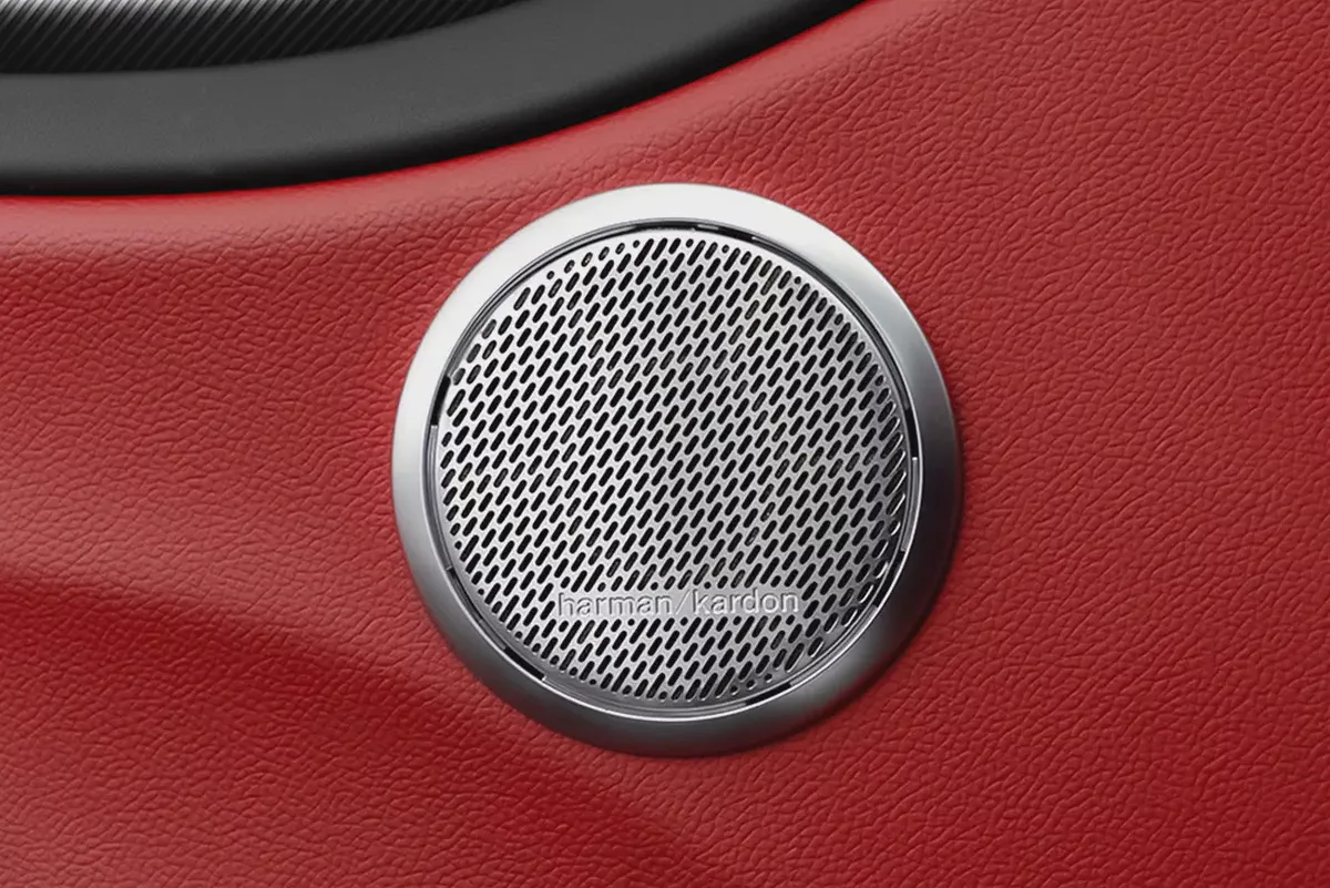 1,992 / 60 month’s | 0% DP | 2022 Alfa Romeo Giulia / Full-Service History-10-10