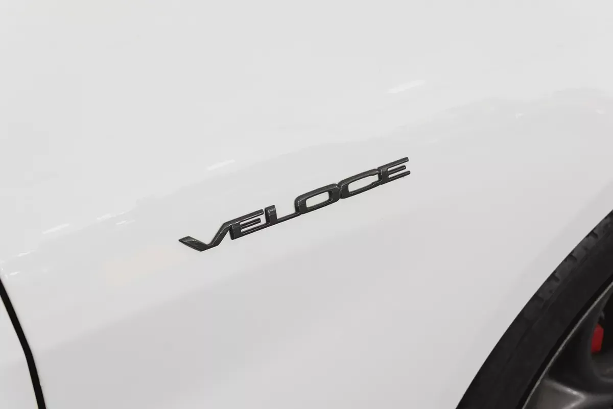 1,992 / 60 month’s | 0% DP | 2022 Alfa Romeo Giulia / Full-Service History-16-16
