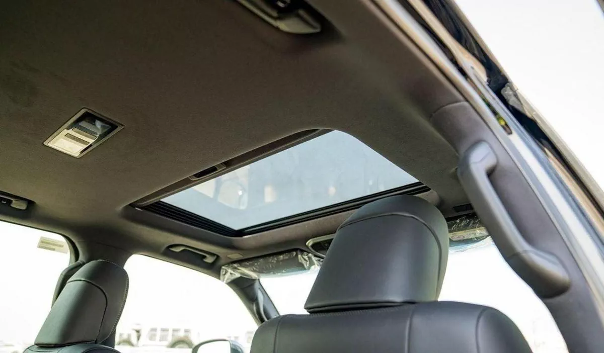 Toyota Land Cruiser VX LC300 VX 4.0P AT MY2024 – BLACK-16-0