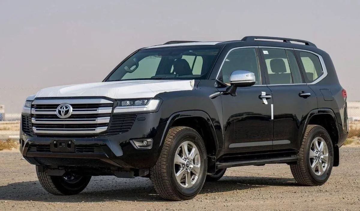 Toyota Land Cruiser VX LC300 VX 4.0P AT MY2024 – BLACK-2-0