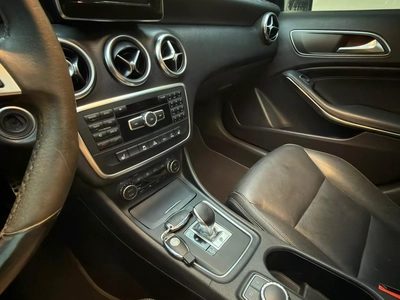 Gulf Specs 2014 MERCEDES A45 AMG 4-Matic 2.0Litre 4-Cylinder Turbo-Charged-4