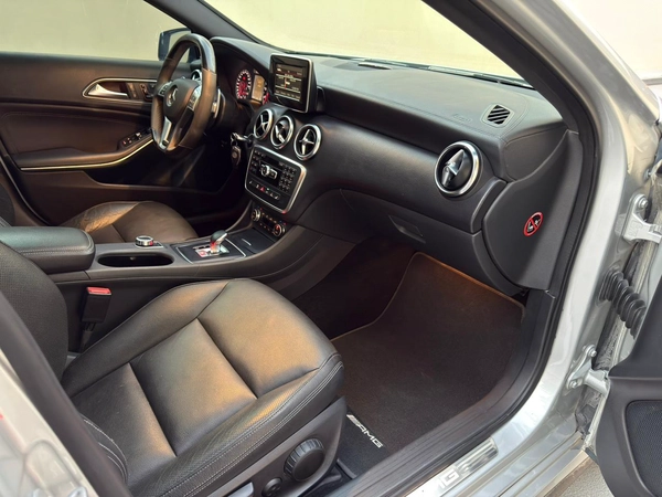 Gulf Specs 2014 MERCEDES A45 AMG 4-Matic 2.0Litre 4-Cylinder Turbo-Charged