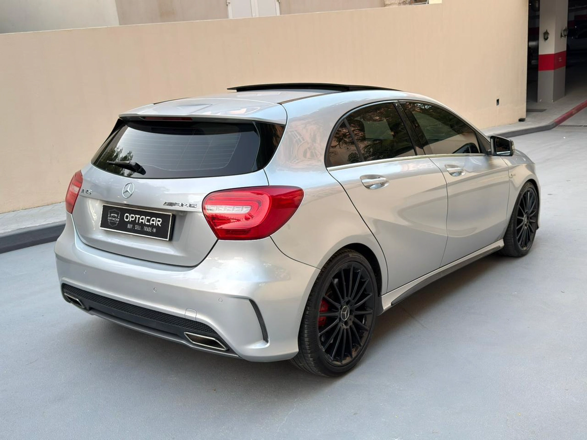 Gulf Specs 2014 MERCEDES A45 AMG 4-Matic 2.0Litre 4-Cylinder Turbo-Charged-3-3