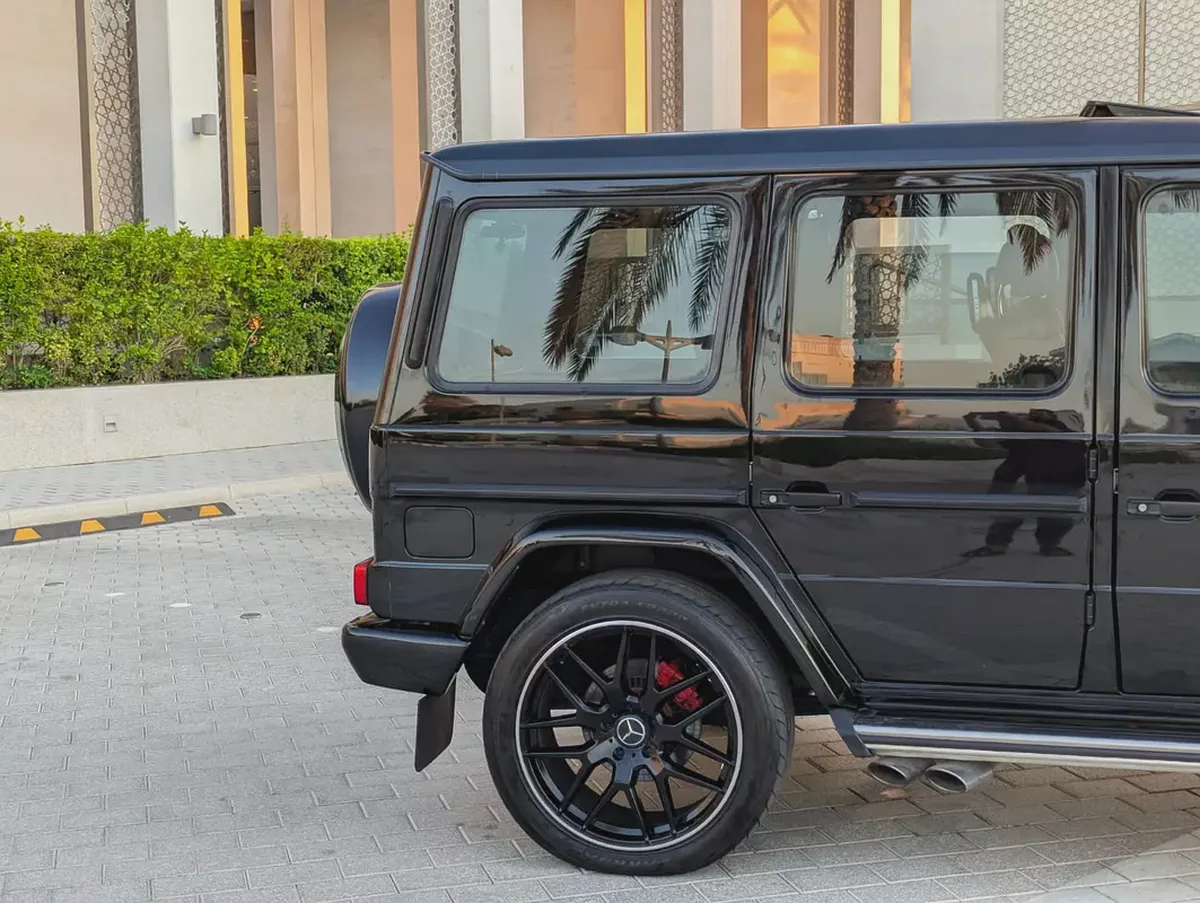 Mercedes-Benz G 63 AMG | 5.5L Twin-Turbo V8 | Full Option | Luxury Performance SUV-9-9
