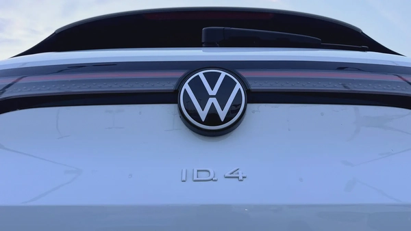 2023 Volkswagen ID.4 Pro - American Specs - Excellent Condition