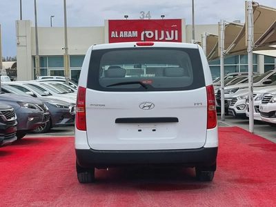 2020 | Hyundai H1 | Automatic | 12 Seaters | Ref#948-4