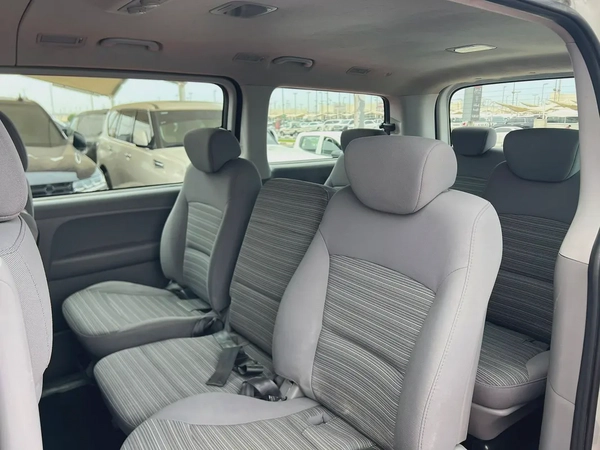 2020 | Hyundai H1 | Automatic | 12 Seaters | Ref#948