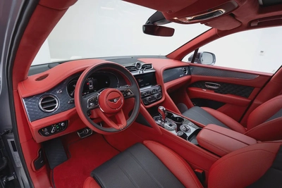 2023 BENTLEY BENTAYGA AZURE | GCC | MAIN DEALER WARRANTY  SERVICE-9