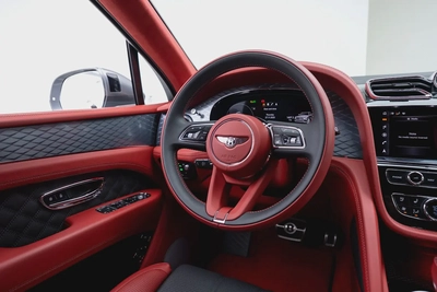 2023 BENTLEY BENTAYGA AZURE | GCC | MAIN DEALER WARRANTY  SERVICE-18
