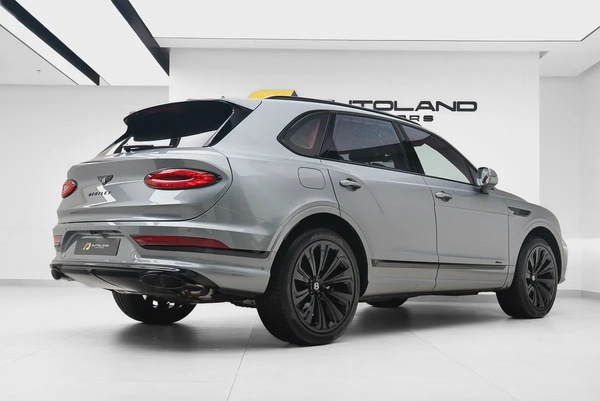 2023 BENTLEY BENTAYGA AZURE | GCC | MAIN DEALER WARRANTY SERVICE
