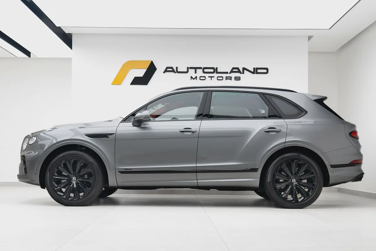 2023 BENTLEY BENTAYGA AZURE | GCC | MAIN DEALER WARRANTY  SERVICE-2-2