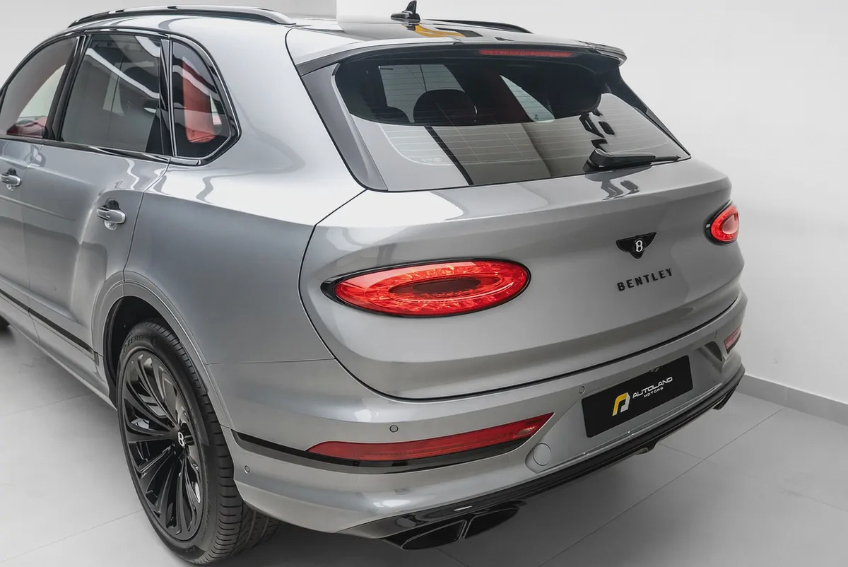 2023 BENTLEY BENTAYGA AZURE | GCC | MAIN DEALER WARRANTY  SERVICE-6-6