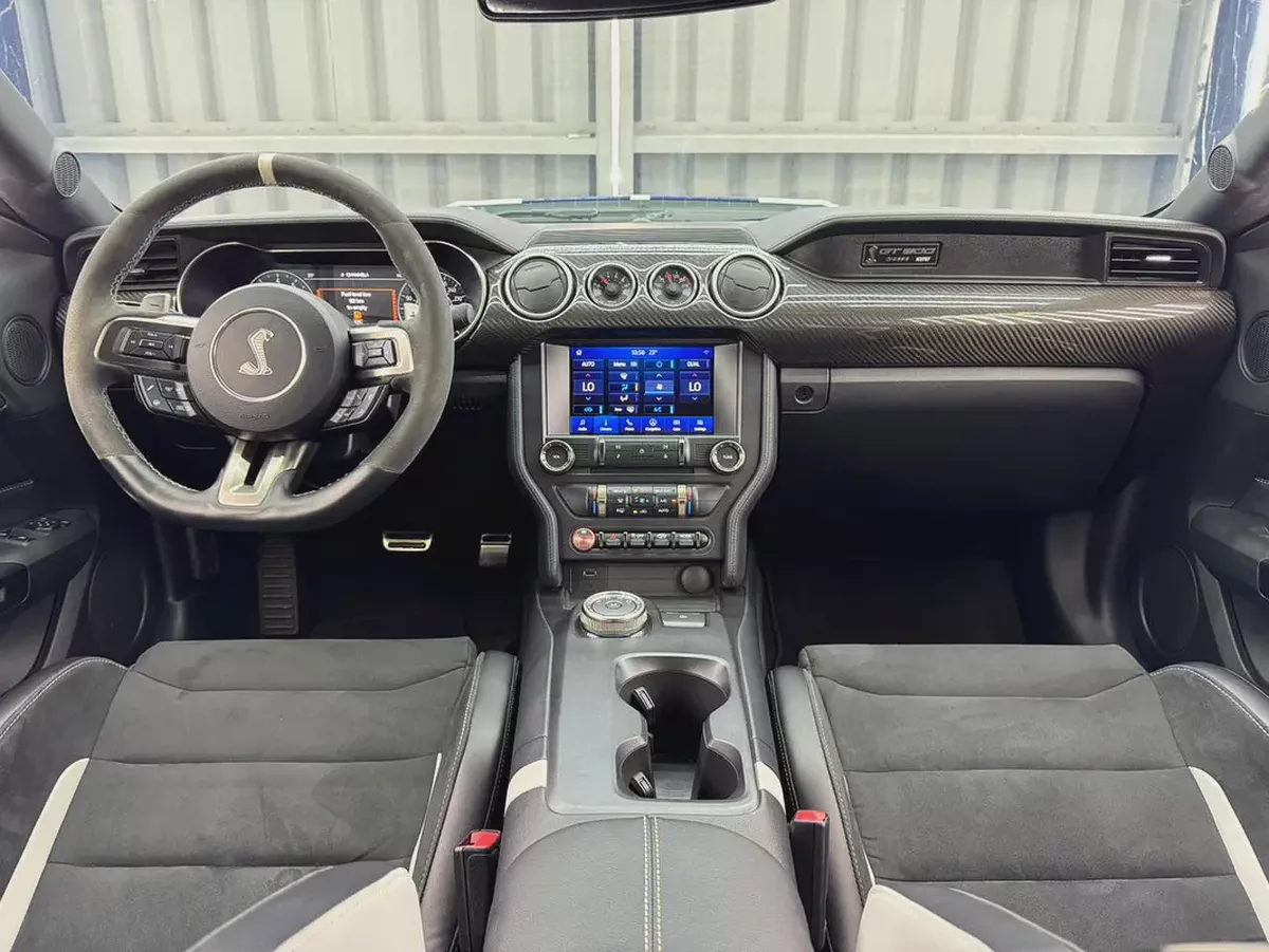 Ford Mustang Shelby GT500 2022 Low Mileage | GCC | White/Blue | AL Tayer Warranty and Service 2028-18-18