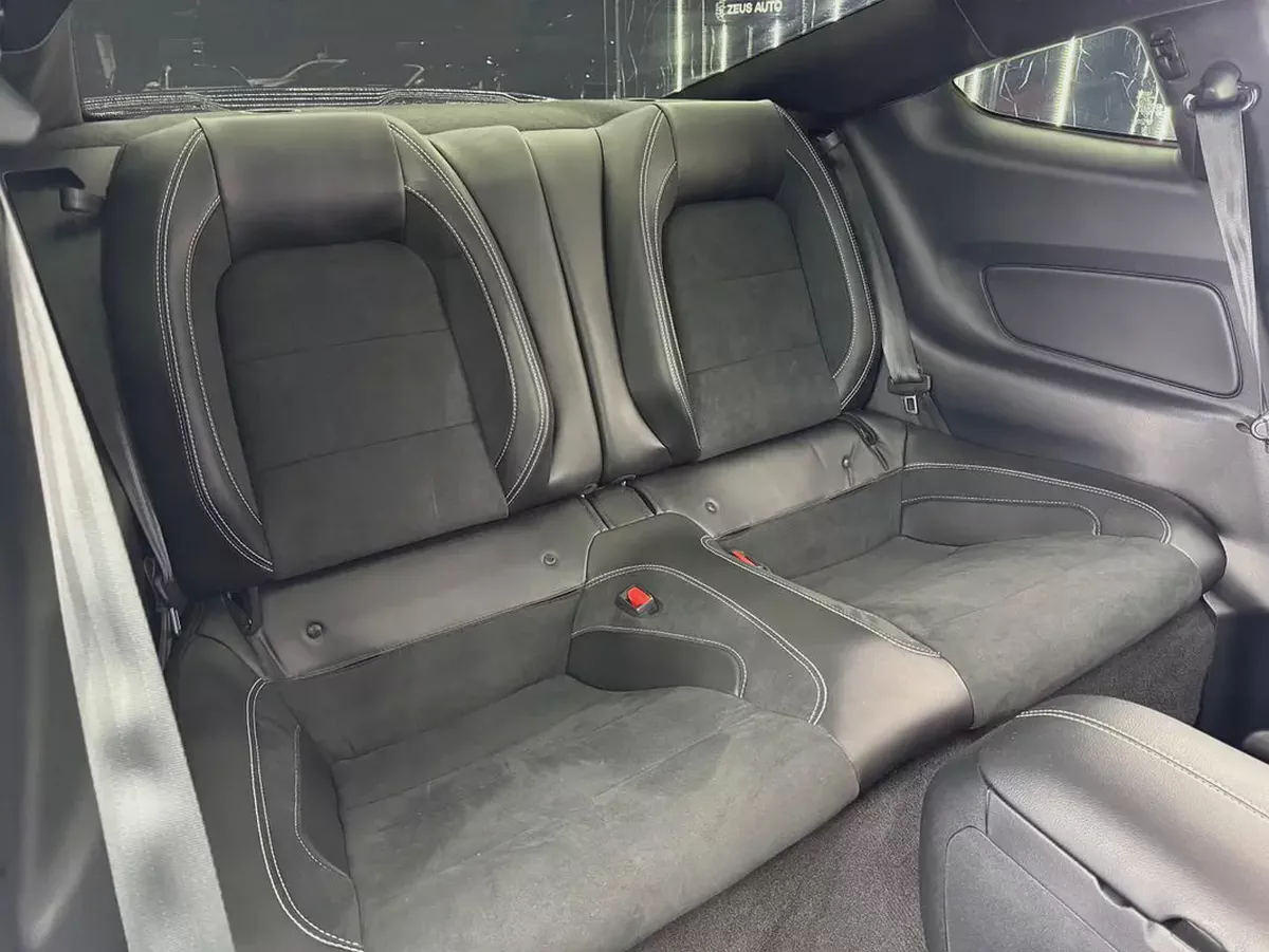Ford Mustang Shelby GT500 2022 Low Mileage | GCC | White/Blue | AL Tayer Warranty and Service 2028-19-19