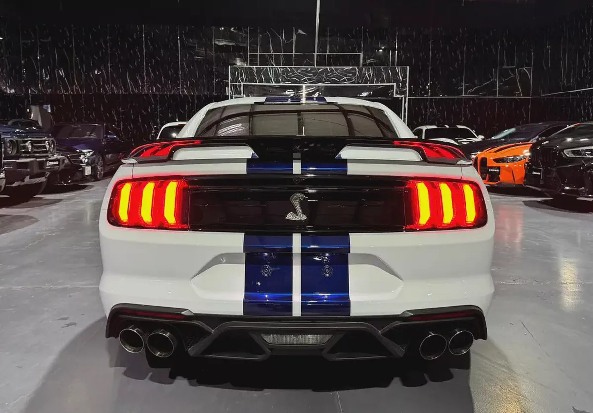Ford Mustang Shelby GT500 2022 Low Mileage | GCC | White/Blue | AL Tayer Warranty and Service 2028-6-6