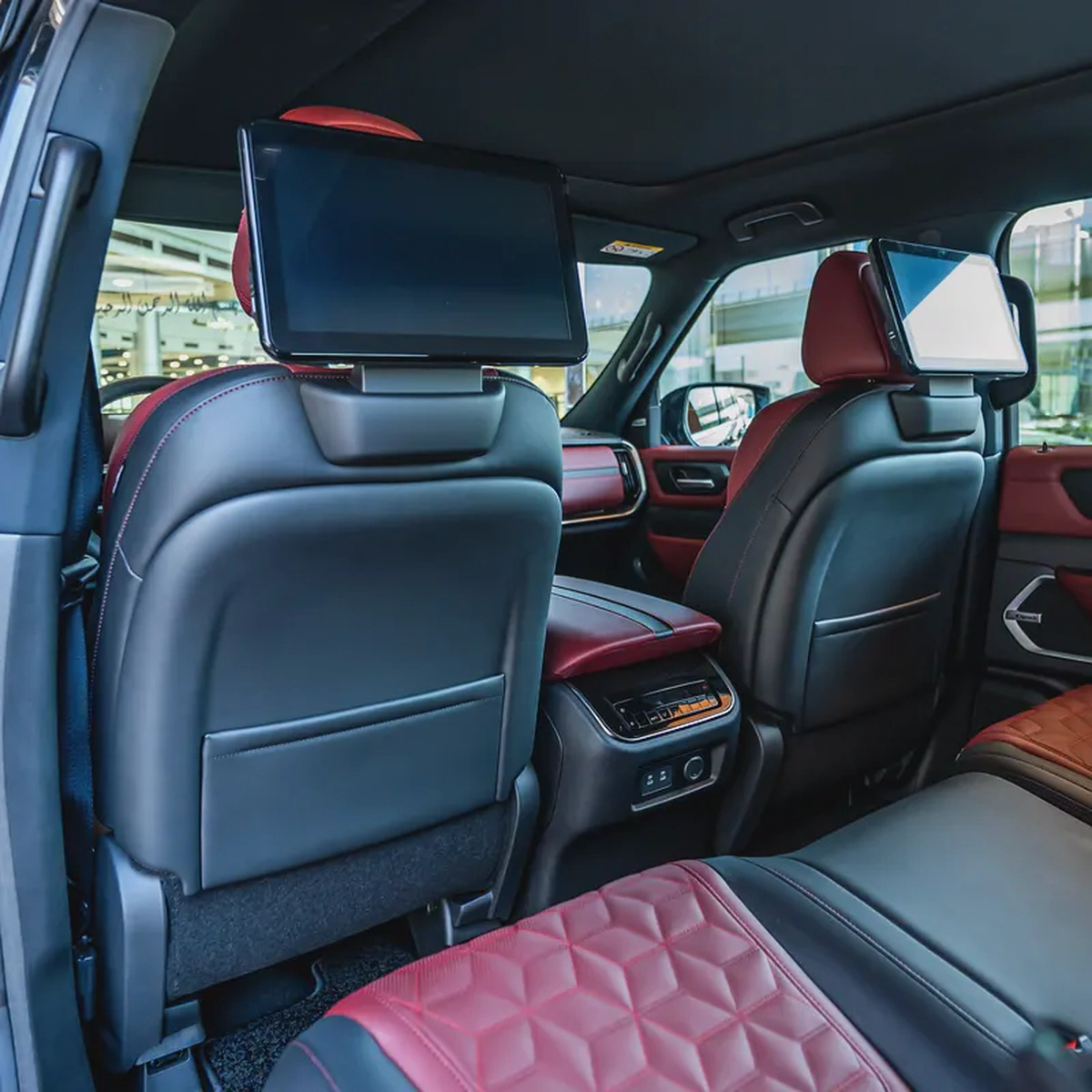 2026  NISSAN PATROL LE  PLATINIUM GCC BRAND NEW-12-12