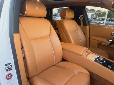 Rolls-Royce Ghost EWB 2015 Japanese Specs-9