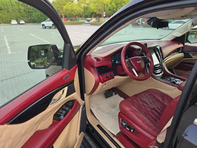 Cadillac Escalade 2018 VIP Edition GCC Specs | 2Keys | VIP seats | TV | Perfect condition-7