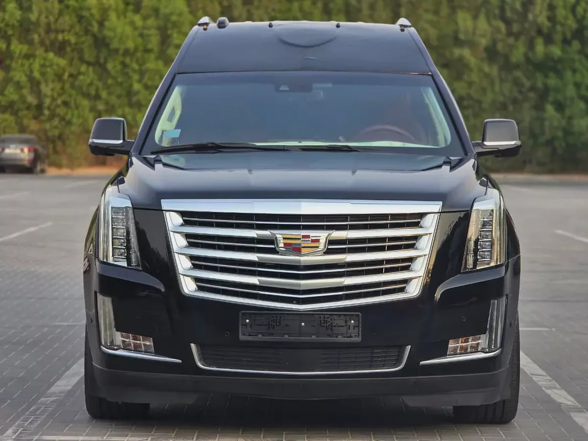 Cadillac Escalade 2018 VIP Edition GCC Specs | 2Keys | VIP seats | TV | Perfect condition-1-1