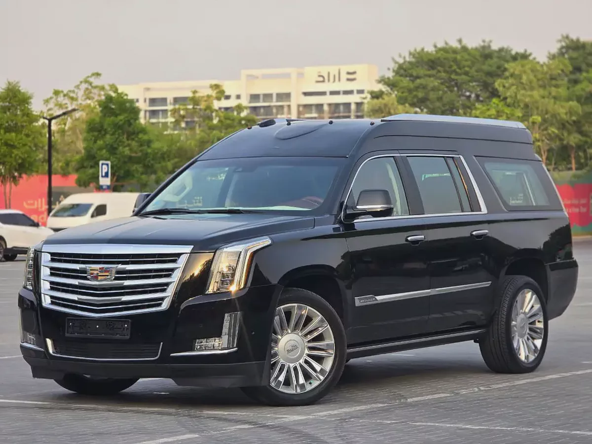 Cadillac Escalade 2018 VIP Edition GCC Specs | 2Keys | VIP seats | TV | Perfect condition-2-2