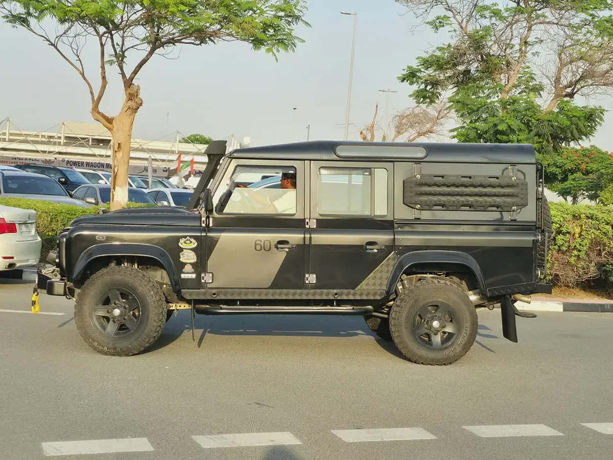 Land Rover Defender 110 - 2008 - Japanese Specs - Ready for Adventure!-1-1