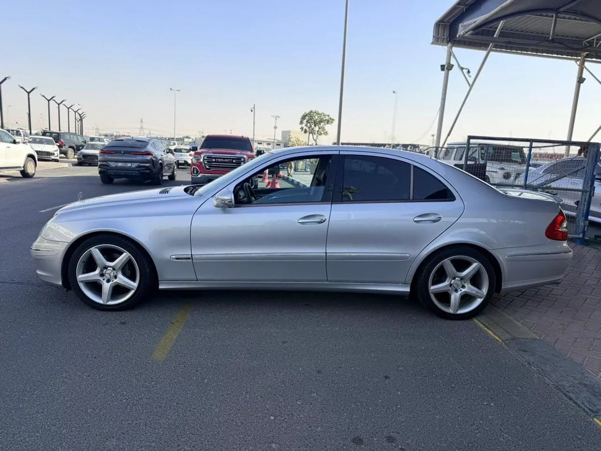 Mercedes Benz E350 STANDARD STD-5-0