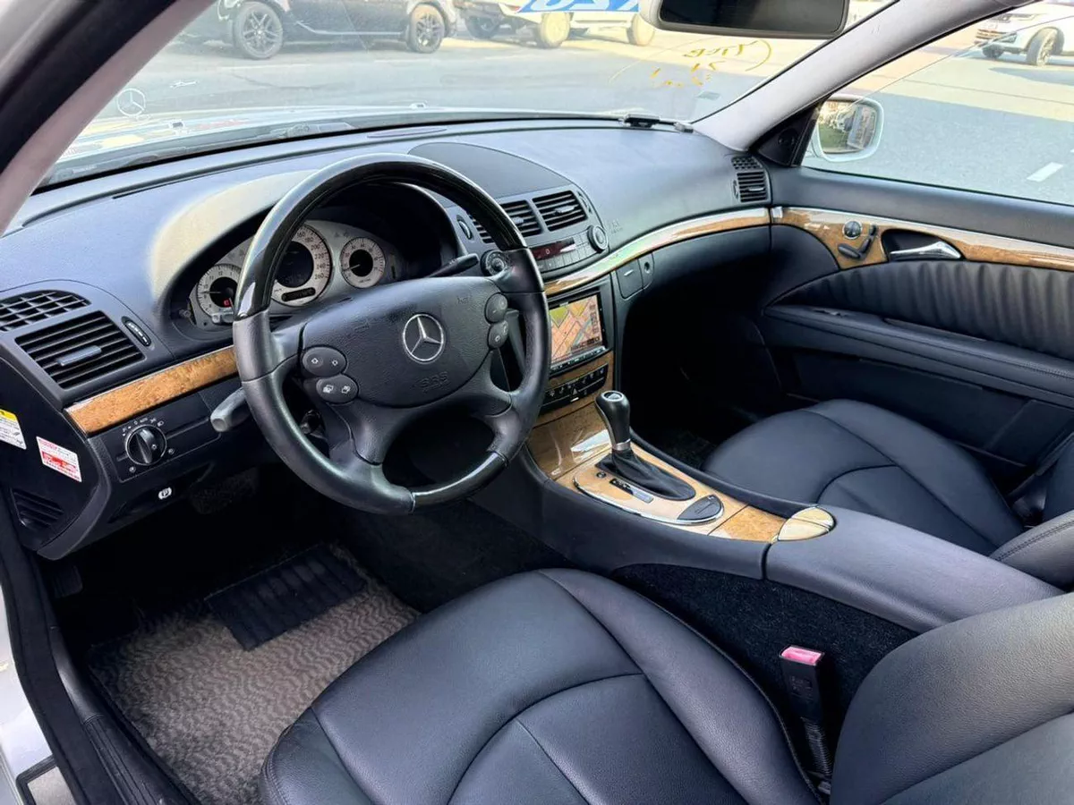 Mercedes Benz E350 STANDARD STD-8-0