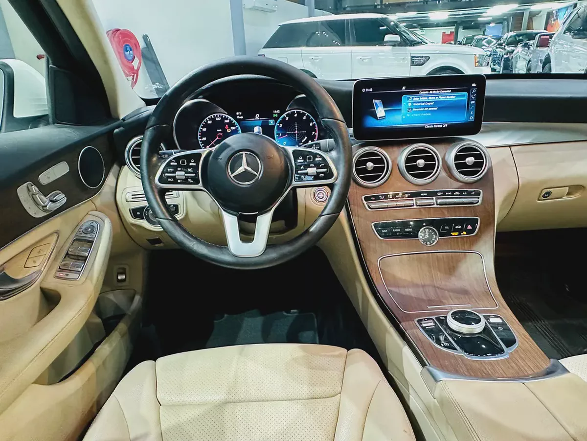 MERCEDES C300 2021 USA SPECS CLEAN CONDITION WITH ONE YEAR WARRANTY-6-6
