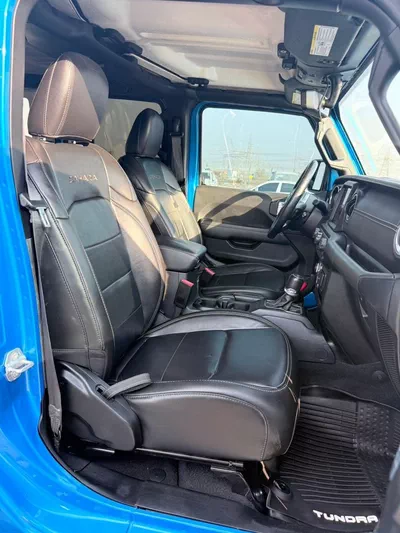 Jeep Wrangler SAHARA-13