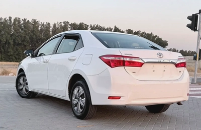 2016 Toyota Corolla SE - GCC Specs - Reliable  Fuel Efficient-7
